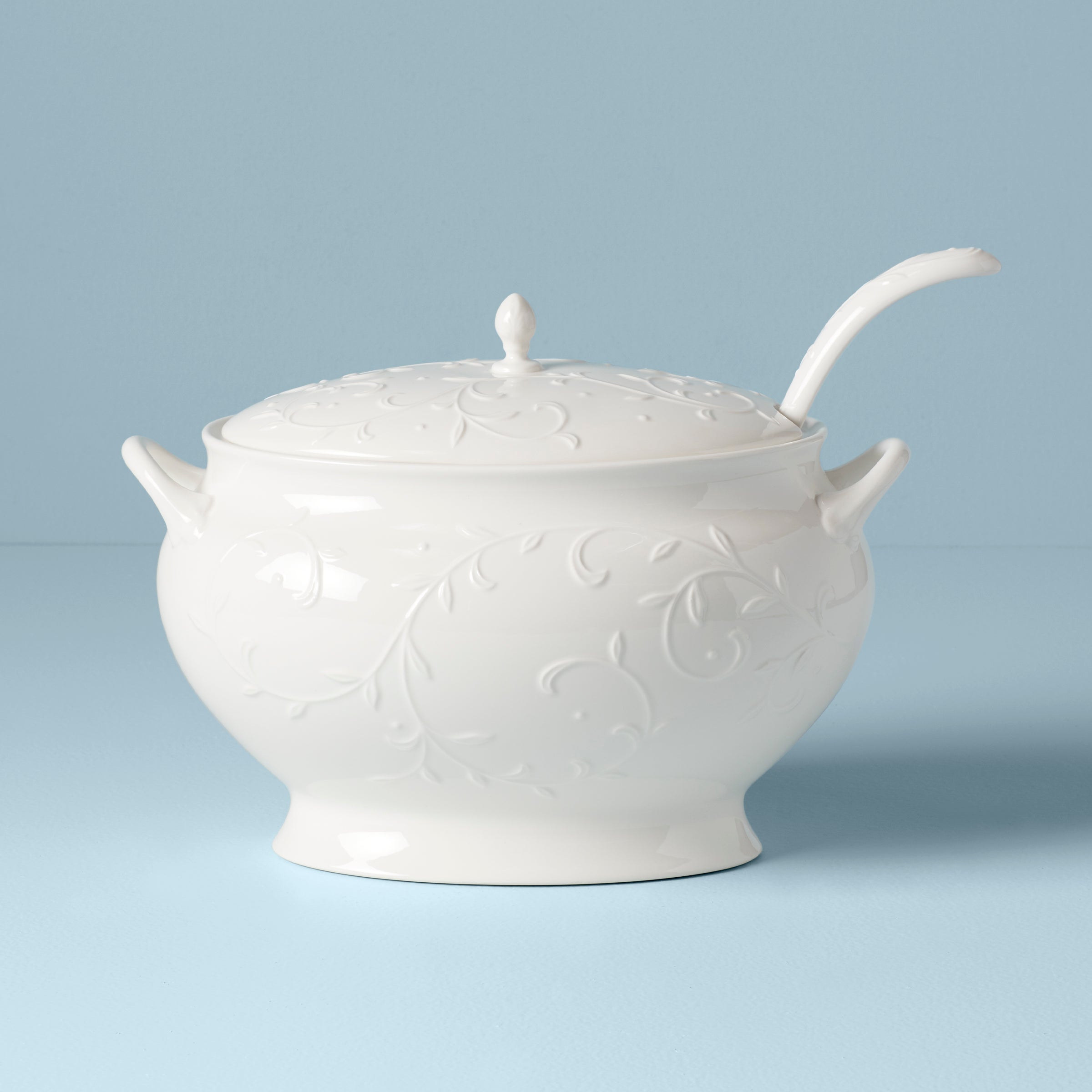 Embossed Scroll Soup Tureen Set, 3-Piece - Image 2
