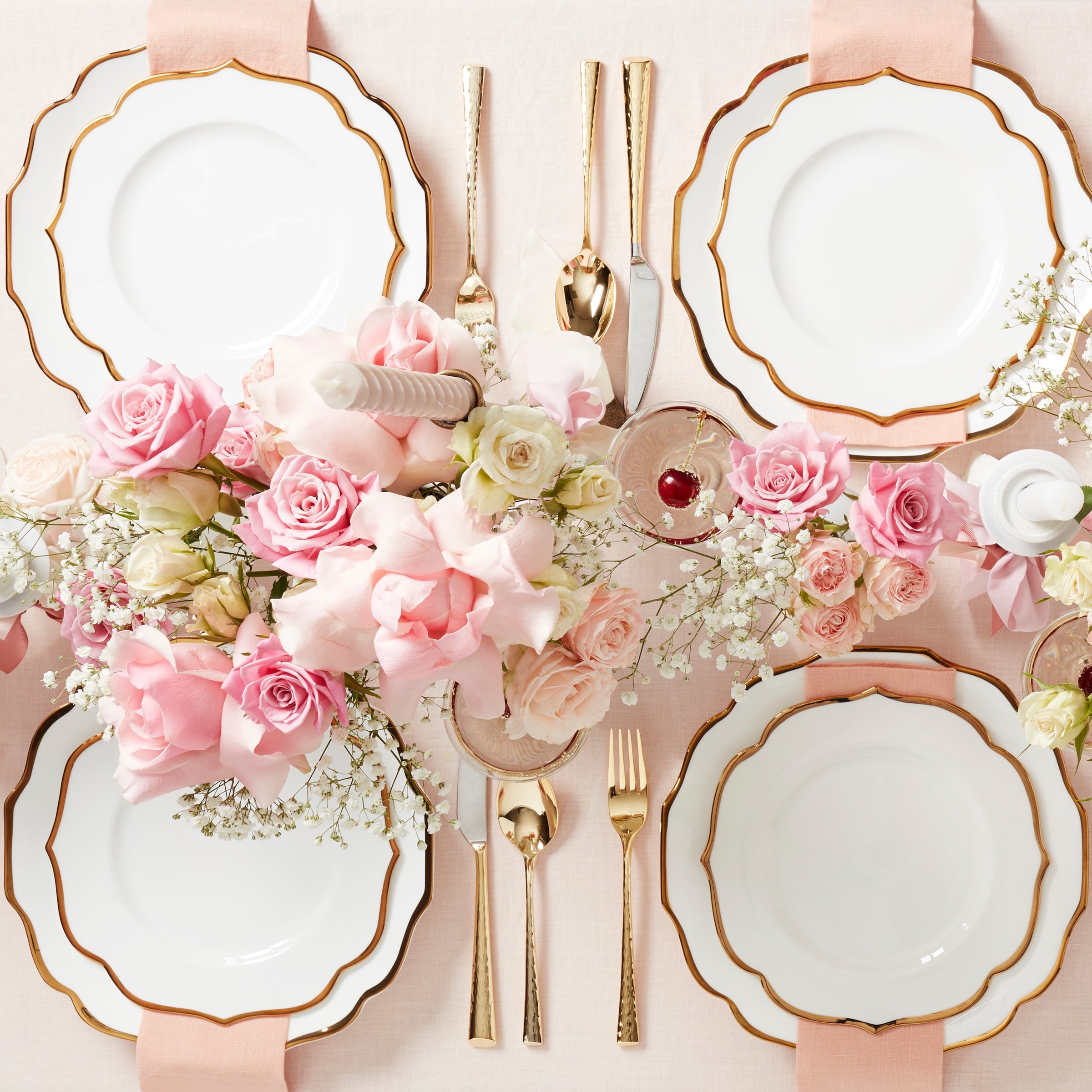 White Scalloped Dinner Plate with Gold Rim - Image 10