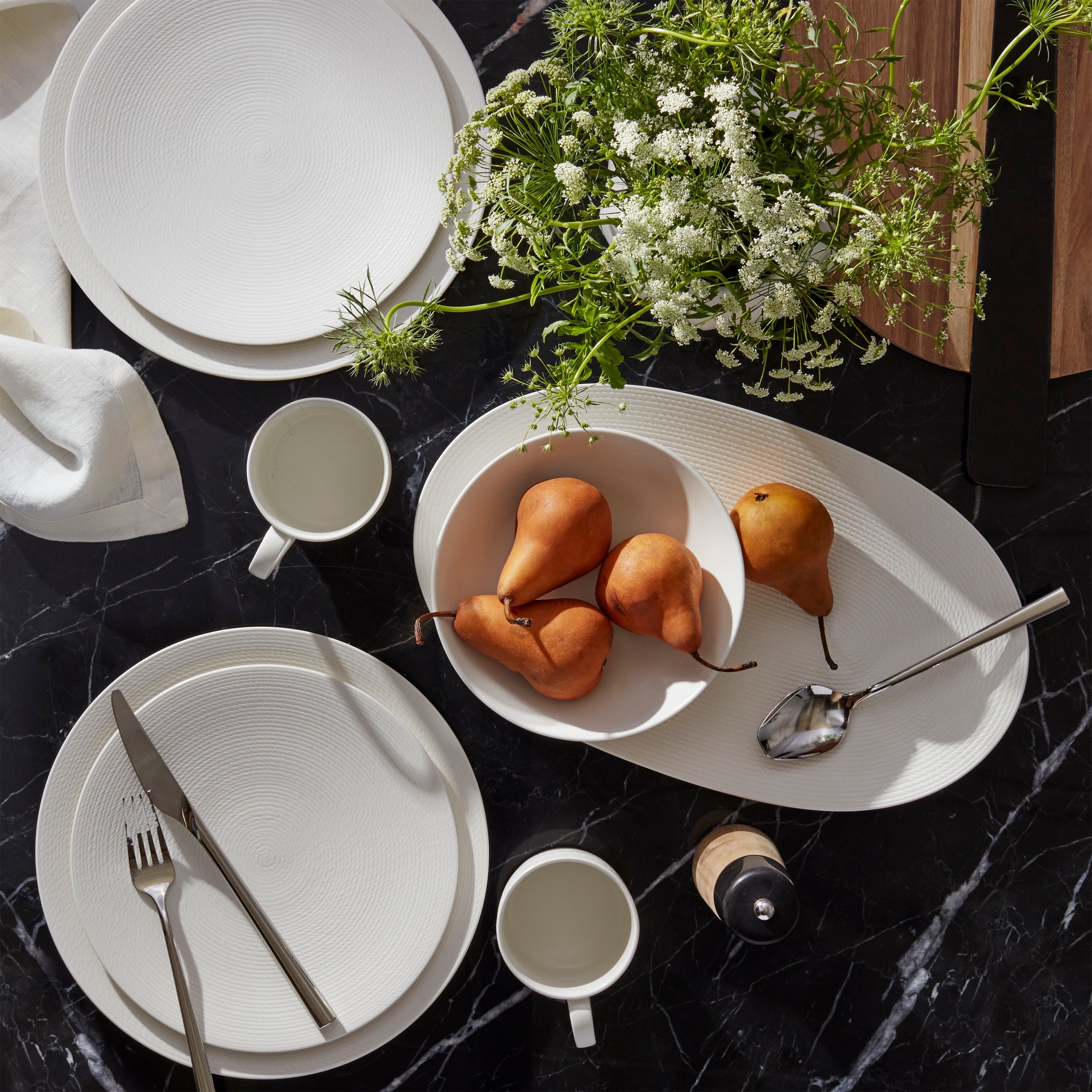 White Textured Porcelain Dinner Plates, Set of 4 - Image 3